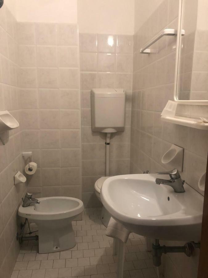 Hotel Gin Rimini Zewnętrze zdjęcie